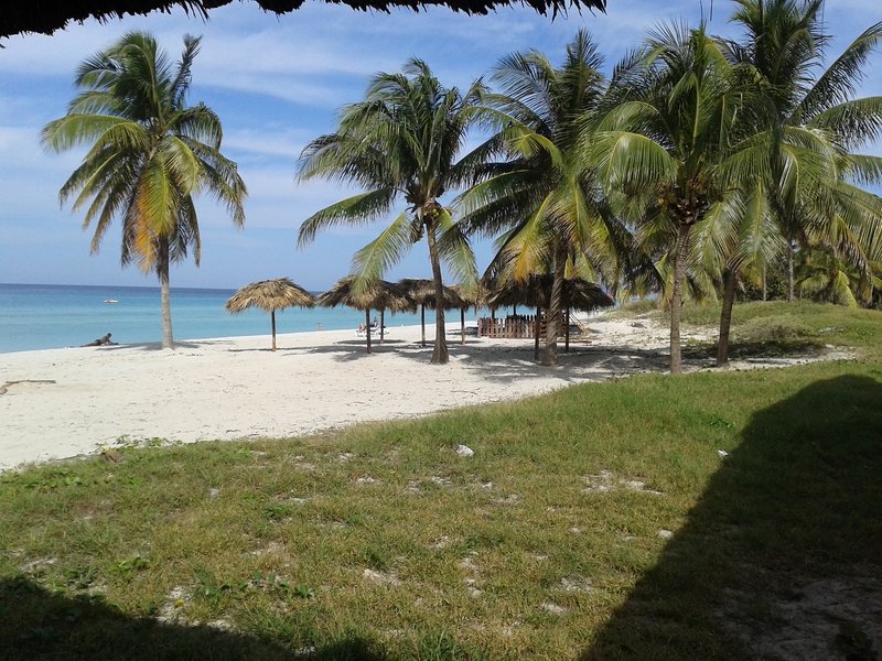Der Strand vom Hotel Chillen in Varadero eine Woche All Inclusive Urlaub ab 650,60€