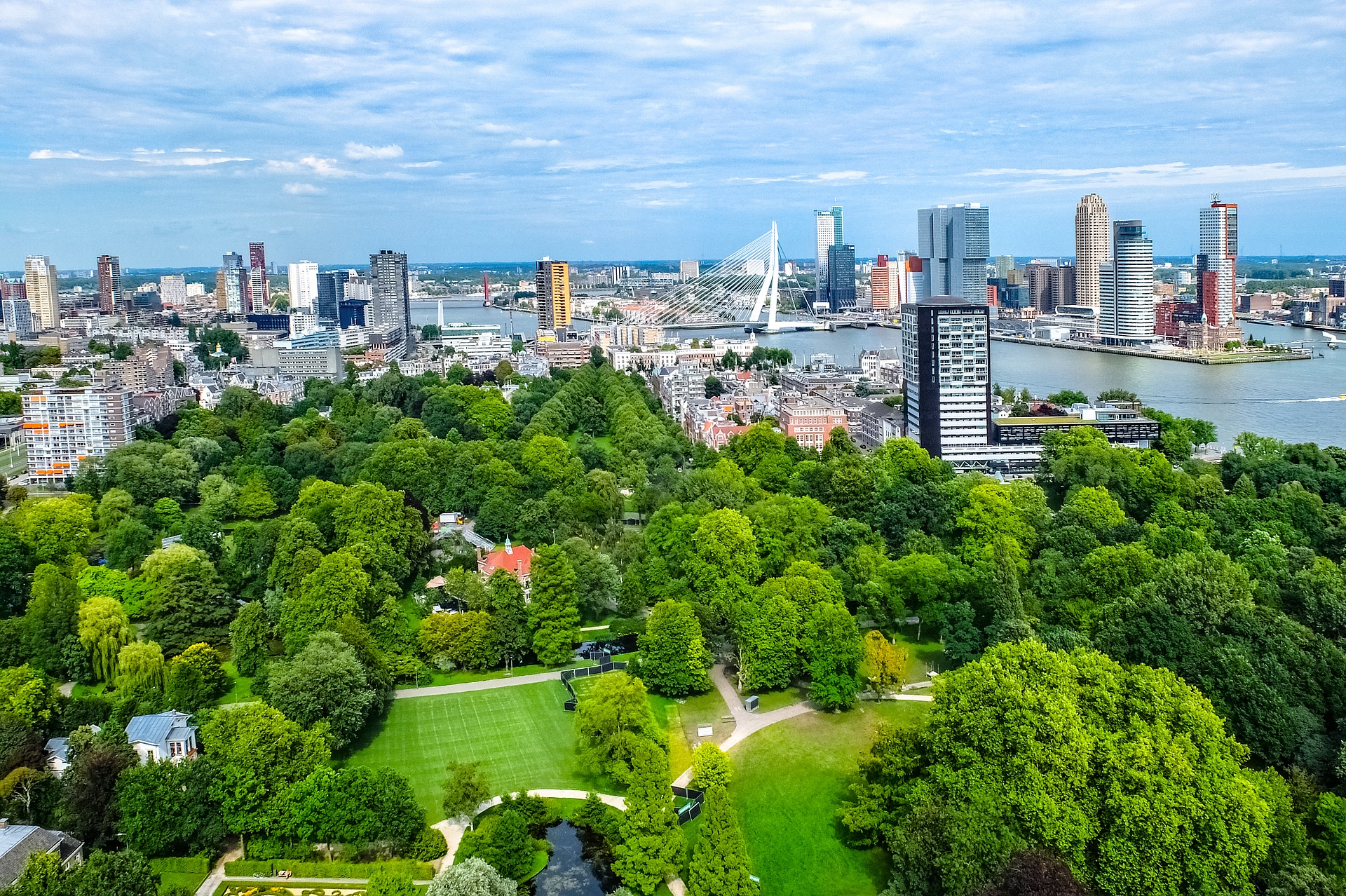 Ferien in Rotterdam verbringen und günstige Hotels buchen