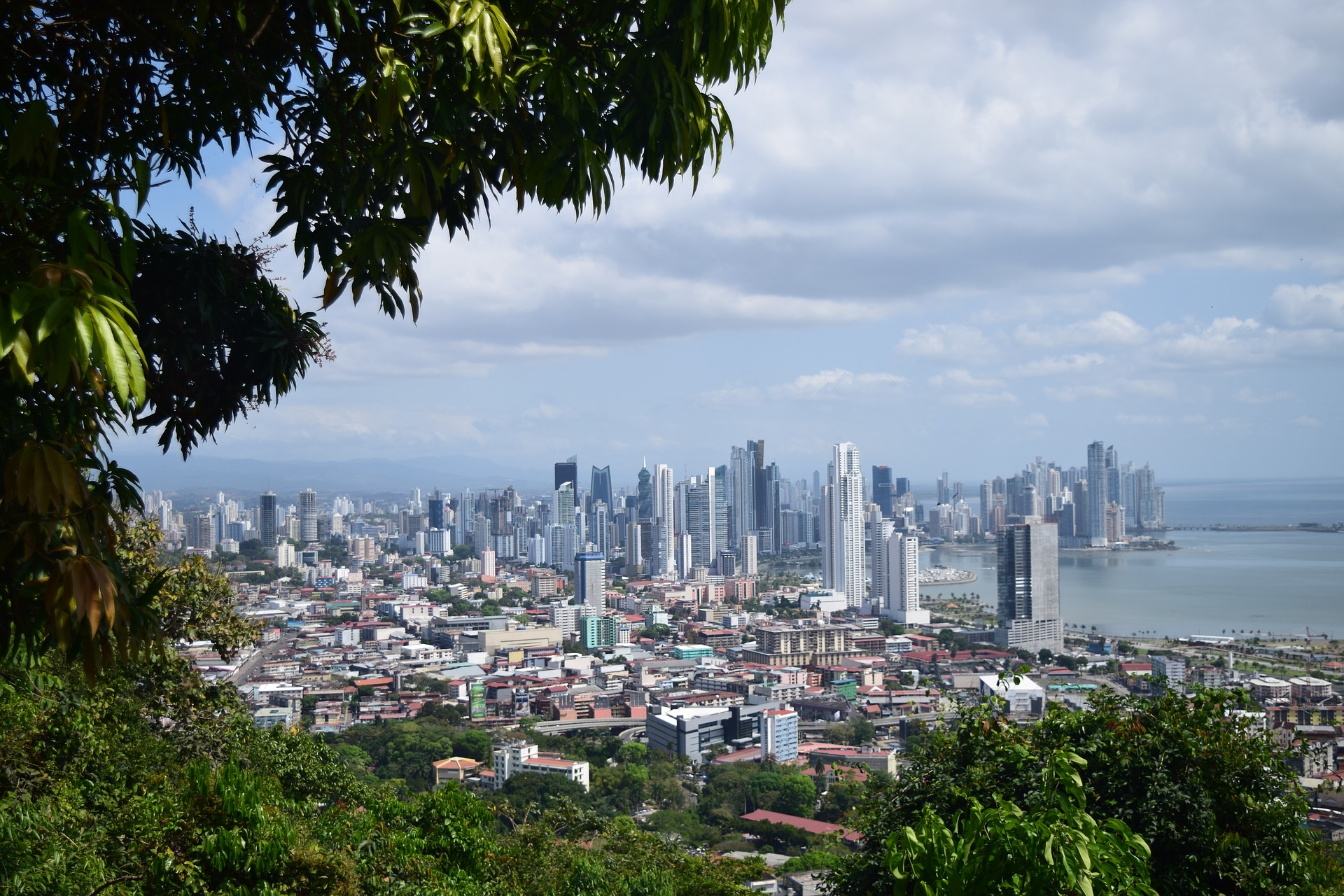 Urlaub in Panama City günsitg ab 658,00€ eine Woche - Rail & Fly+Flug & Hotel 2