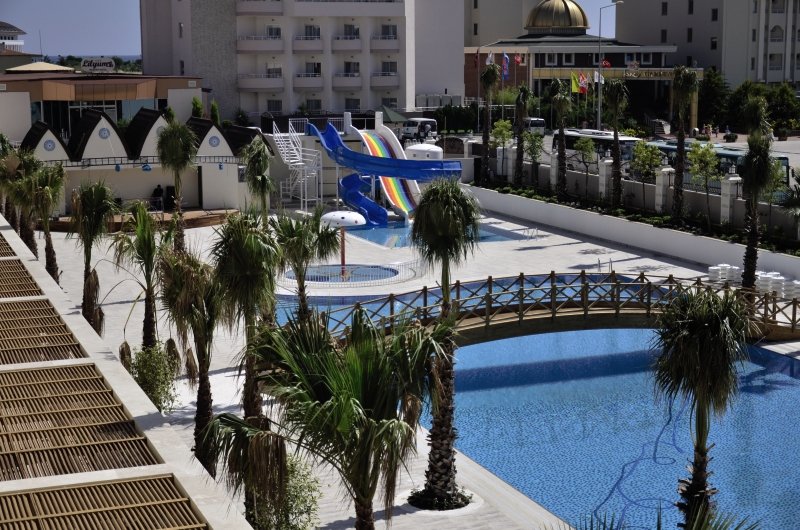 Wasserrutschen im All Inclusive Türkei Hotel