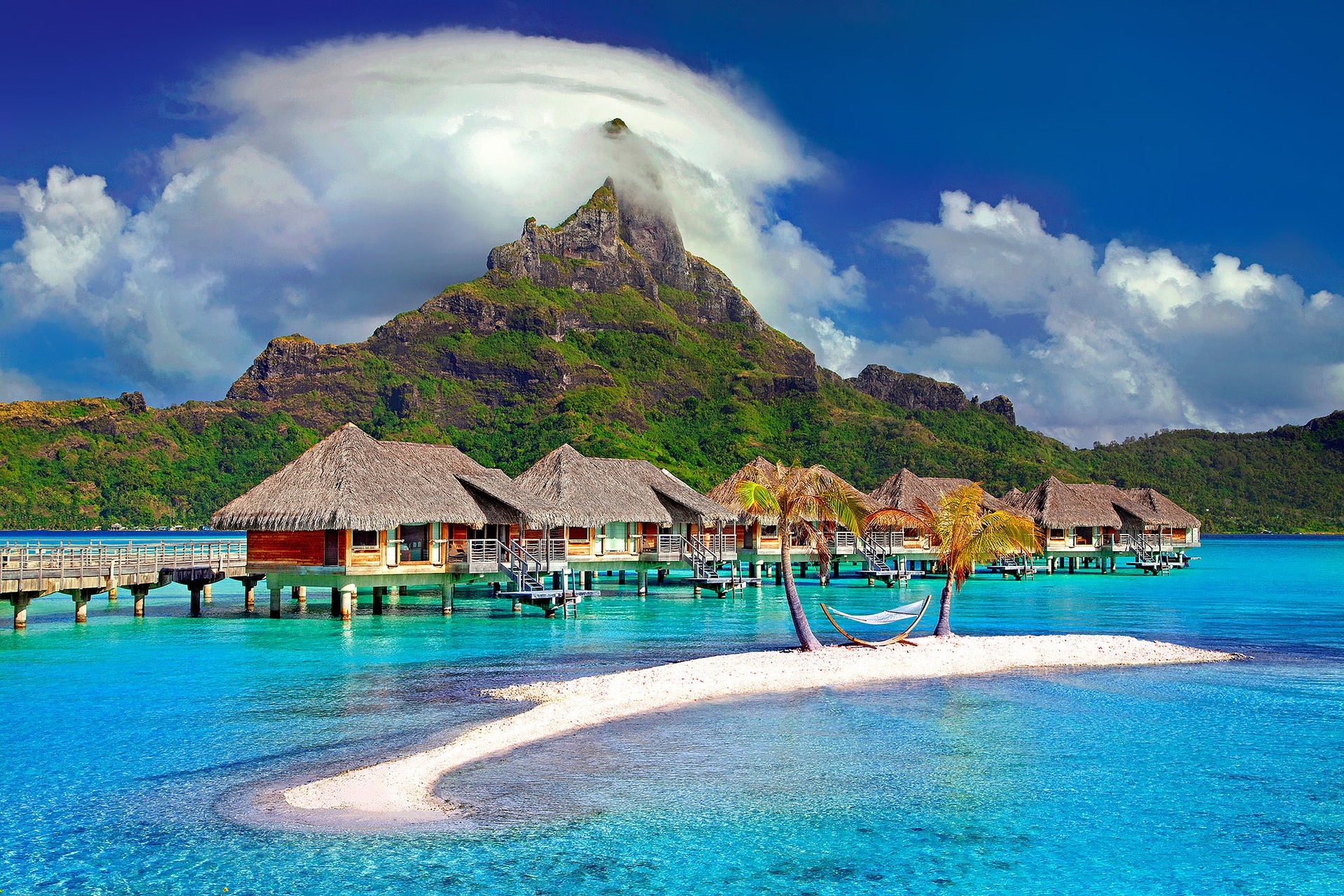 Bora Bora Reisezeit & Hotels im Südsee Atoll - beliebtese Insel im Südpazifik