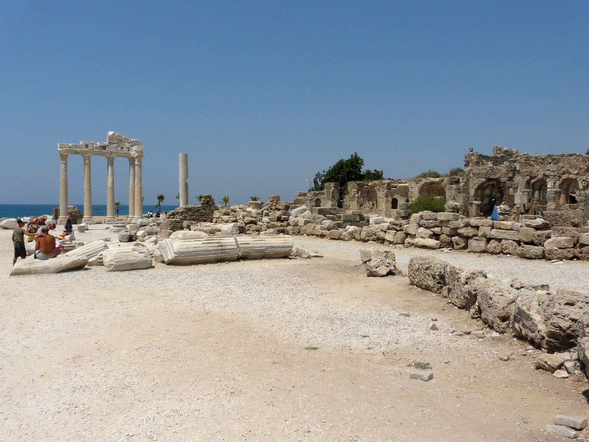 Side Ferien - entdecken Sie die alten Ruinen der Römer in Alanya