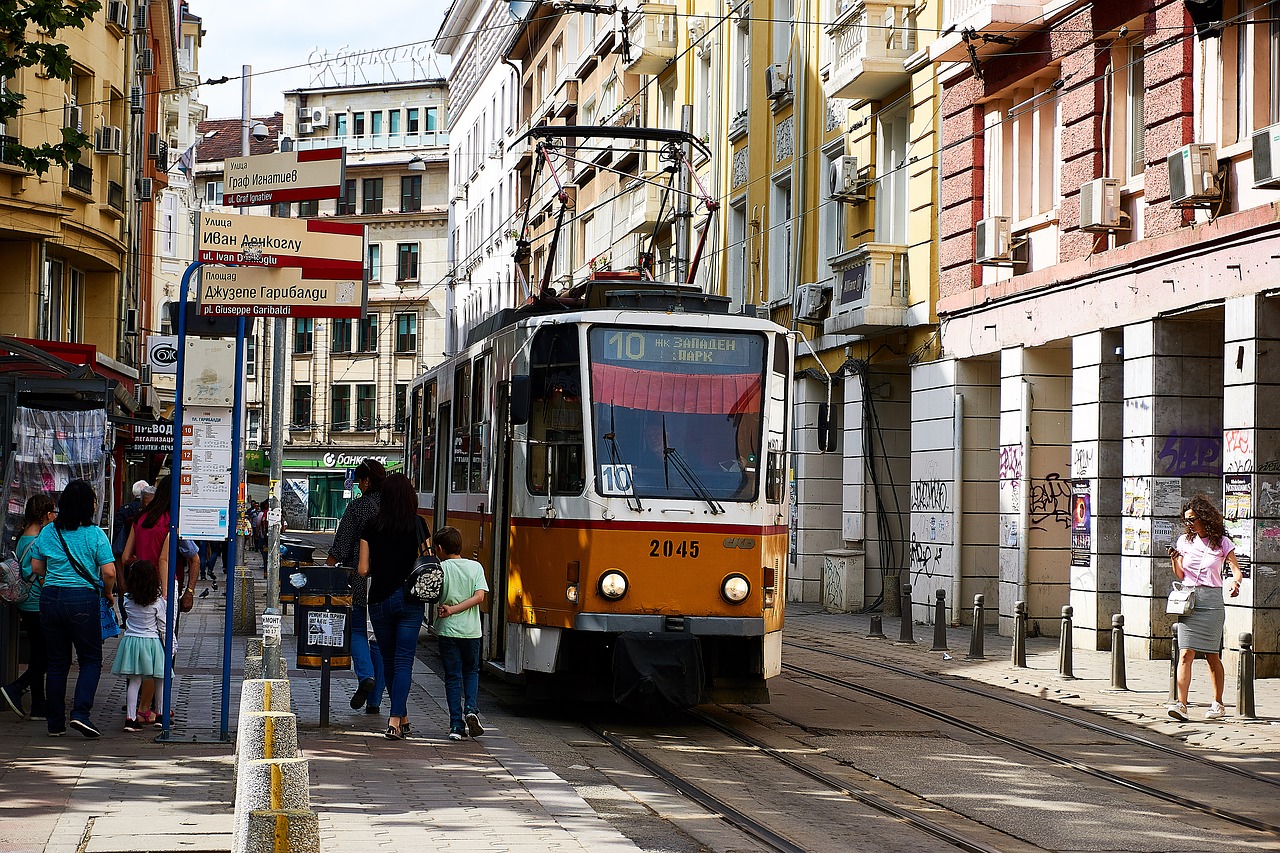 Sofia Deals mit der Straßenbahn günstig durch die City