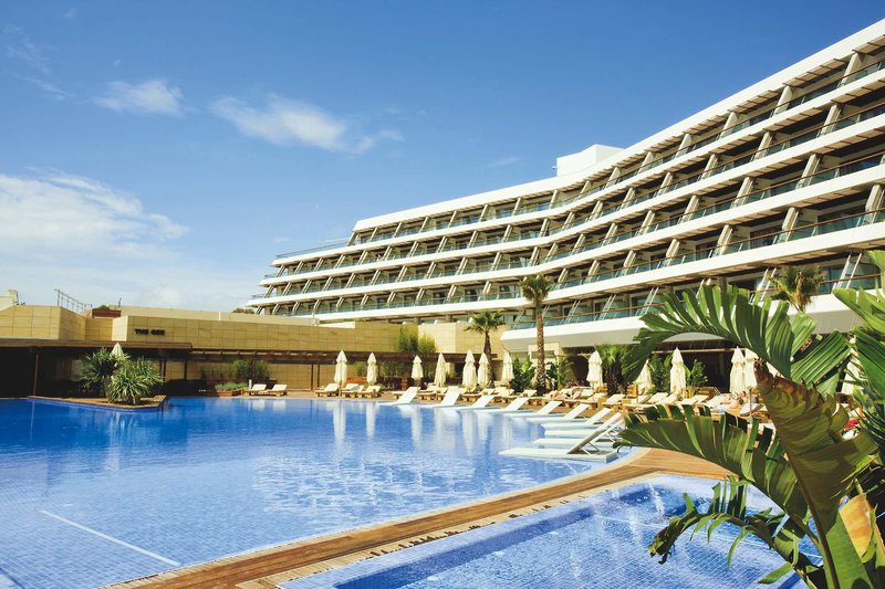 Das Ibiza Gran Hotel ist neu und perfekt für einen Ibiza Urlaub 2019 mit All Inclusive Verpflegung