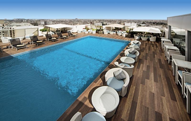 Mövenpick Hotel Casablanca mit Rooftop Pool