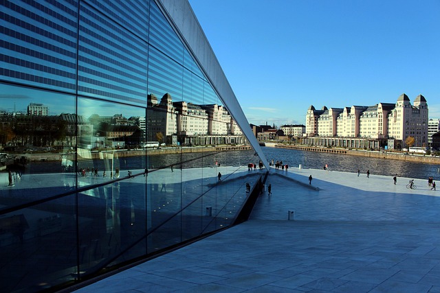 Oslo Sehenswürdigkeiten Top 10 | Norwegen Städtereise in die Haupstadt 2 Oslo Opernhaus