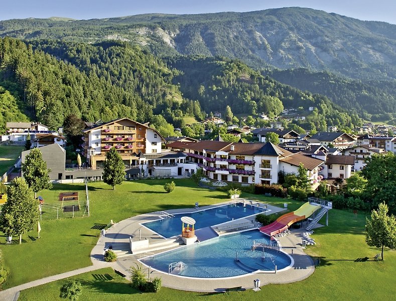 Wellness im Schwarzbrunn in Stans 4 Sterne Hotel Luxus in Tirol ab 219,00€
