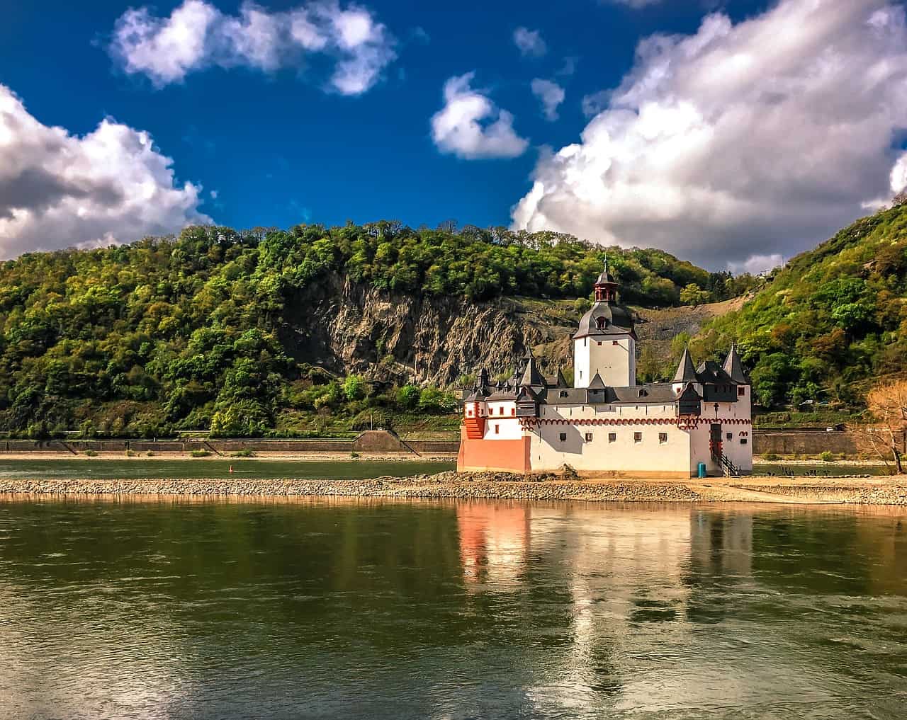 Burg Gutenfels Kaub - Schlauchboot Tour