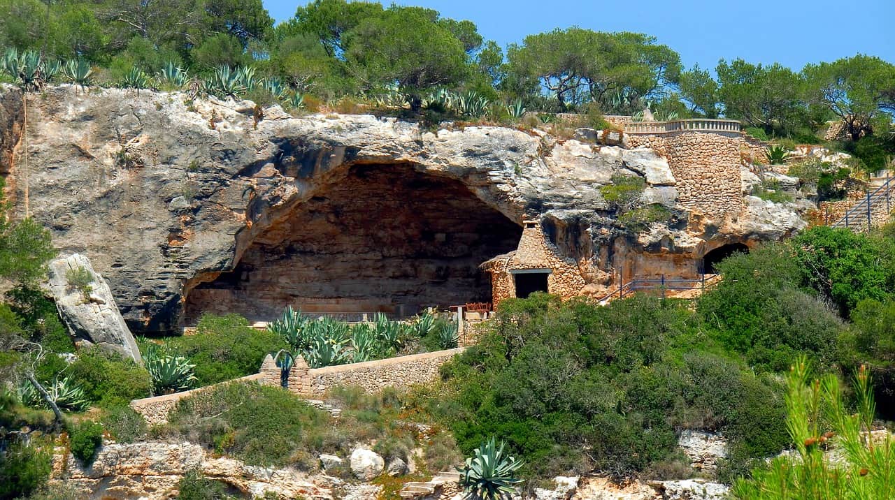 Coves dels Hams Tagesrundreise nur 21,00€ Mallorca Tropfsteinhöhle