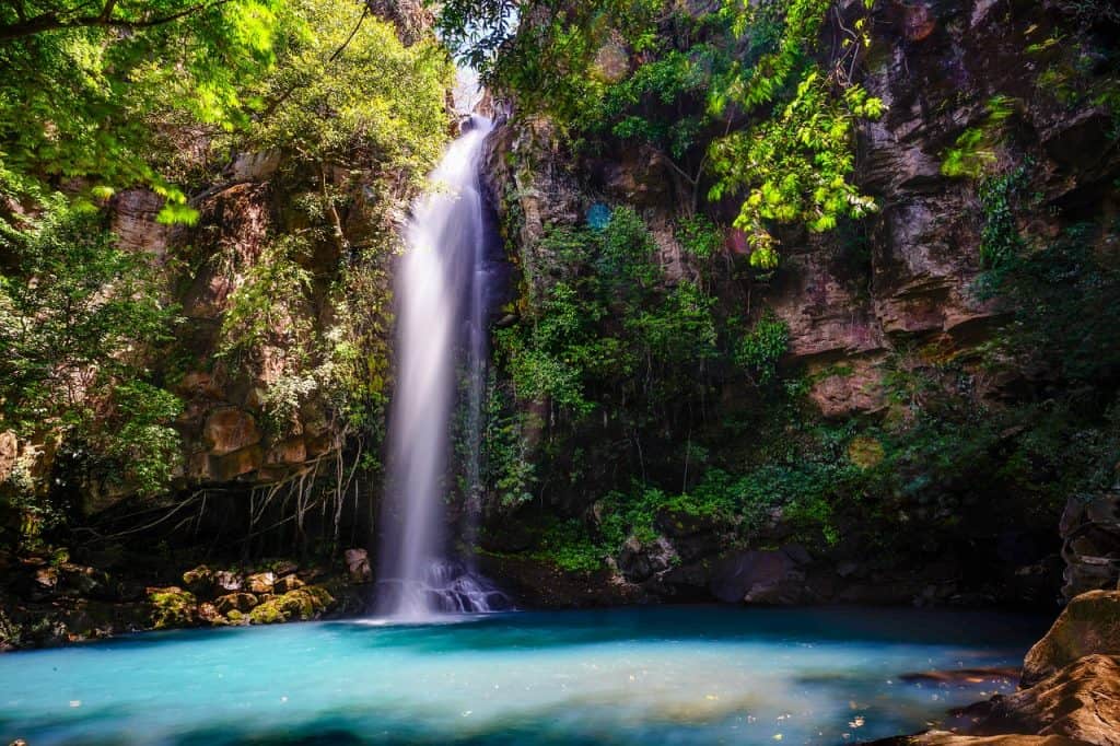 Wasserfall im Naturpark Arenal - Mittelamerika