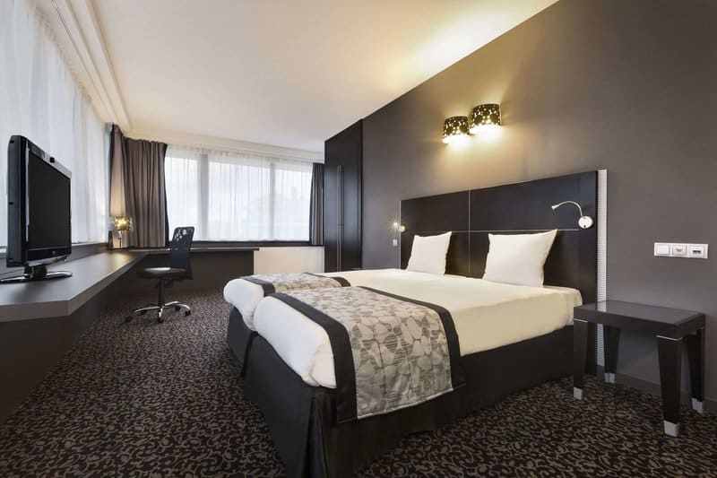 Normales Hotelzimmer im 4 Sterne Ramada Brussel Woluwe