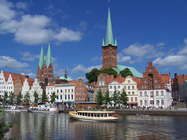 Die 10 schönsten Altstädte Deutschlands – Historisches Flair, Geheimtipps & Genuss 5 Lubeck-Die 10 schönsten Altstädte Deutschlands