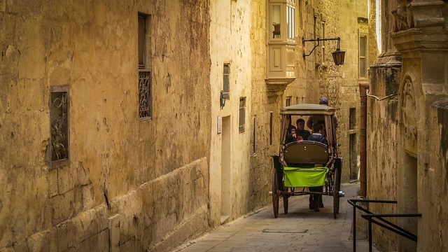 Filmtourismus (Set-Jetting) 10 Drehorte, die du unbedingt besuchen musst